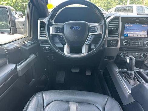 Used 2018 Ford F150 Platinum AWD/4WD image 19