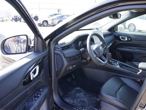 New 2026 Jeep Compass Limited image 11