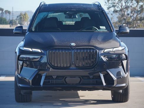 New 2026 BMW X7 xDrive40i image 2