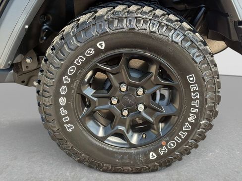 Used 2023 Jeep Wrangler Unlimited w/ Cold Weather Group AWD/4WD image 12