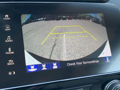 Used 2018 Honda CR-V Touring image 19