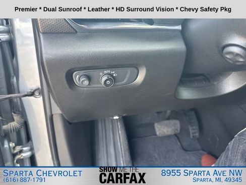 Used 2023 Chevrolet Traverse Premier AWD/4WD image 16