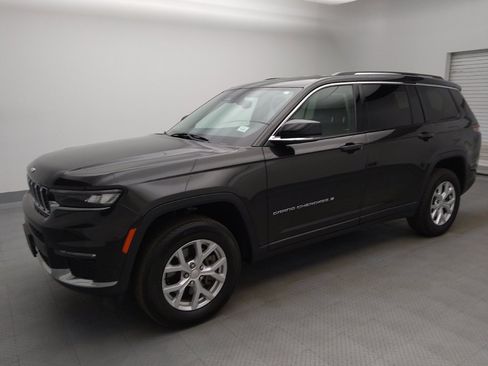 Used 2023 Jeep Grand Cherokee L Limited AWD/4WD image 2