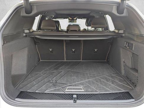 Used 2025 BMW X3 xDrive30i w/ Premium Package image 6