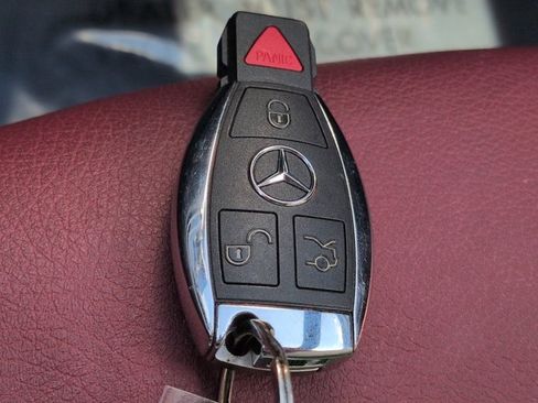 Used 2017 Mercedes-Benz C 300 Sedan image 29