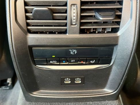 Used 2024 BMW M3 Competition w/ Premium Package image 22