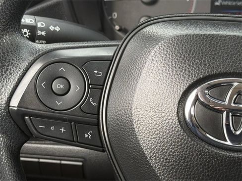 Used 2025 Toyota Corolla LE image 13
