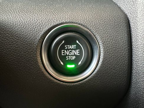 New 2026 GMC Acadia Elevation image 24