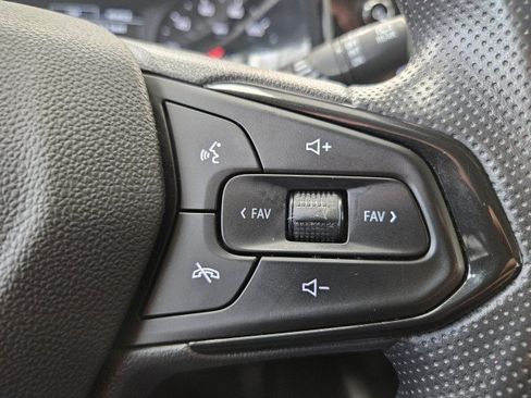 Used 2024 Chevrolet Trax LS FWD image 26