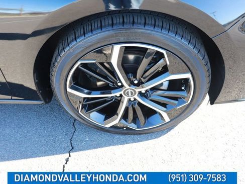 Used 2024 Nissan Altima 2.5 SR image 24