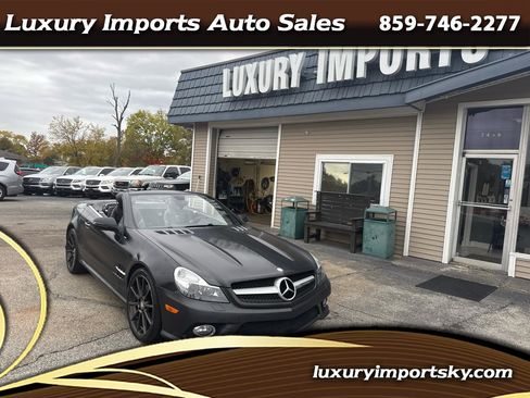 Used 2011 Mercedes-Benz SL 550 image 1
