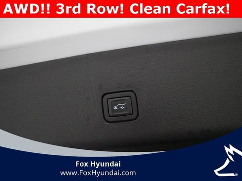 Used 2023 Chevrolet Traverse LT image 15