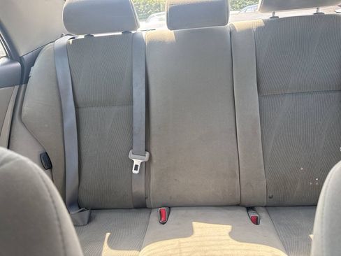 Used 2011 Toyota Corolla LE FWD image 18