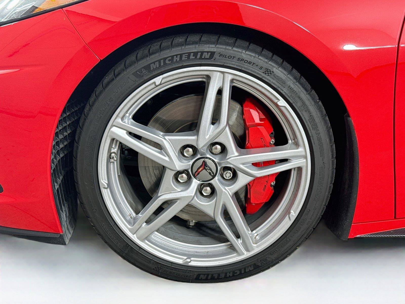 Used 2020 Chevrolet Corvette Stingray Premium Cpe w/ 3LT Preferred Equipment Group RWD image 17