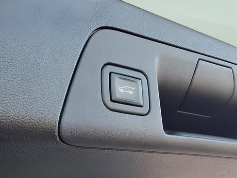 Used 2023 Buick Envision Preferred w/ Premium Seat Package image 25