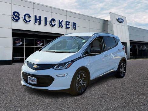 Used 2019 Chevrolet Bolt Premier w/ Infotainment Package image 4