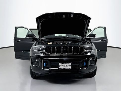 Used 2022 Jeep Grand Cherokee Overland w/ Advanced Protech Group III AWD/4WD image 25