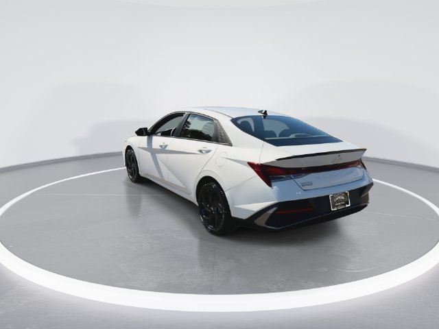 Used 2026 Hyundai Elantra Sport w/ Cargo Package FWD image 7
