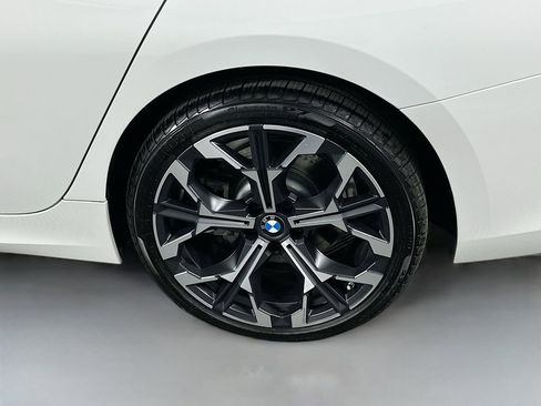 Used 2026 BMW 330i Sedan w/ Premium Package image 23