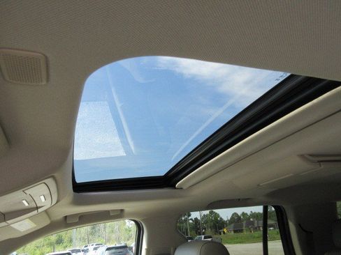 Used 2019 GMC Yukon SLT w/ Open Road Package image 17