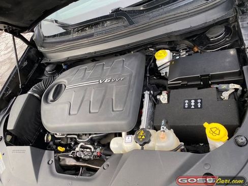 Used 2019 Jeep Cherokee Limited w/ Luxury Group image 28