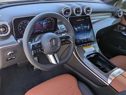 New 2026 Mercedes-Benz GLC 300 image 3