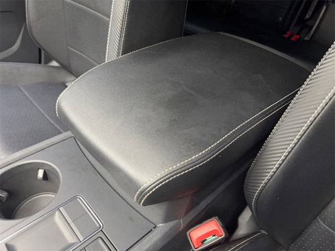 Used 2021 Volkswagen Atlas Cross Sport SE image 71