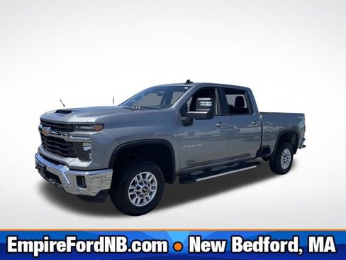 Used 2025 Chevrolet Silverado 2500 LT w/ Convenience Package AWD/4WD image 1