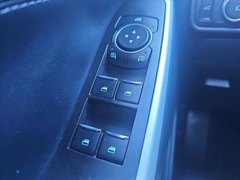 Used 2021 Ford Explorer XLT w/ Equipment Group 202A image 28