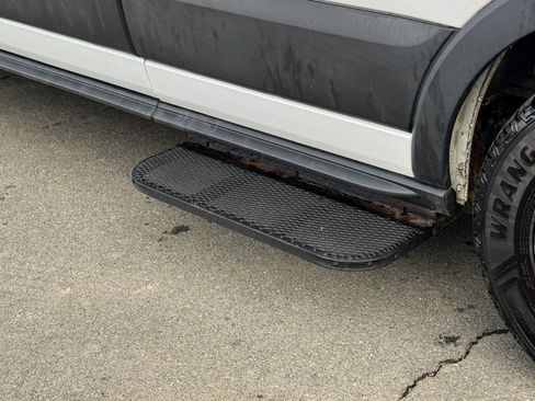 Used 2016 Ford Transit 250 148 Medium Roof image 23