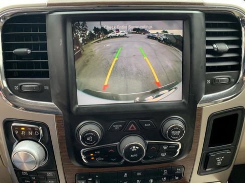 Used 2015 RAM 1500 Laramie w/ Convenience Group AWD/4WD image 25