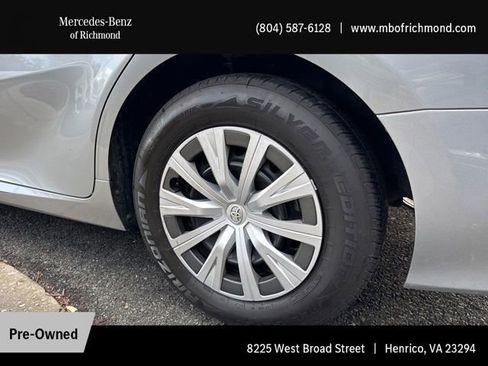 Used 2019 Toyota Camry LE image 6