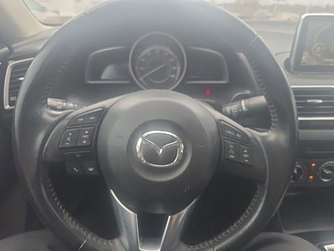 Used 2015 MAZDA MAZDA3 i Touring image 13