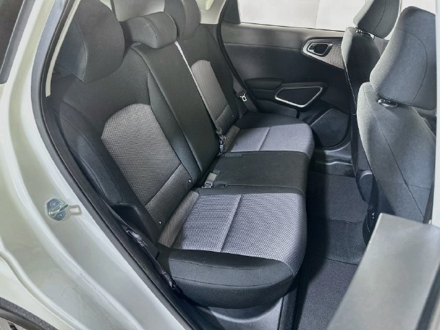 Used 2023 Kia Soul S FWD image 10