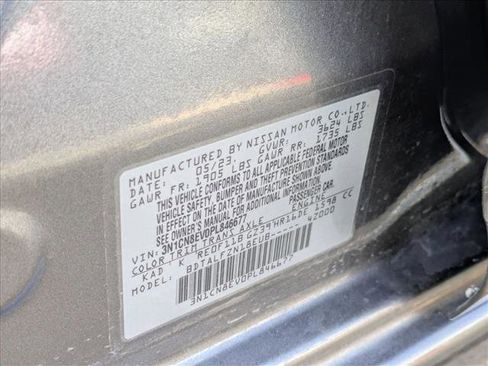 Used 2023 Nissan Versa SV image 18