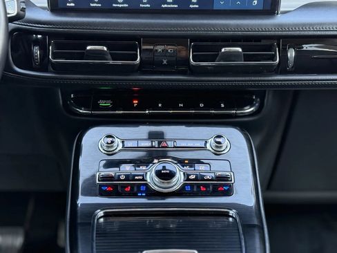 Used 2023 Lincoln Nautilus Reserve w/ Equipment Group 201A image 38