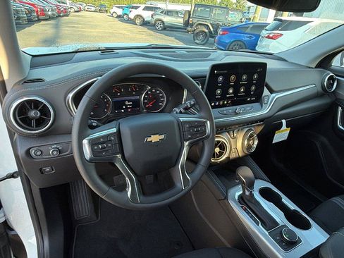 New 2026 Chevrolet Blazer LT w/ Convenience Package FWD image 18