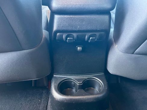 Used 2014 Jeep Wrangler Unlimited Sport image 21