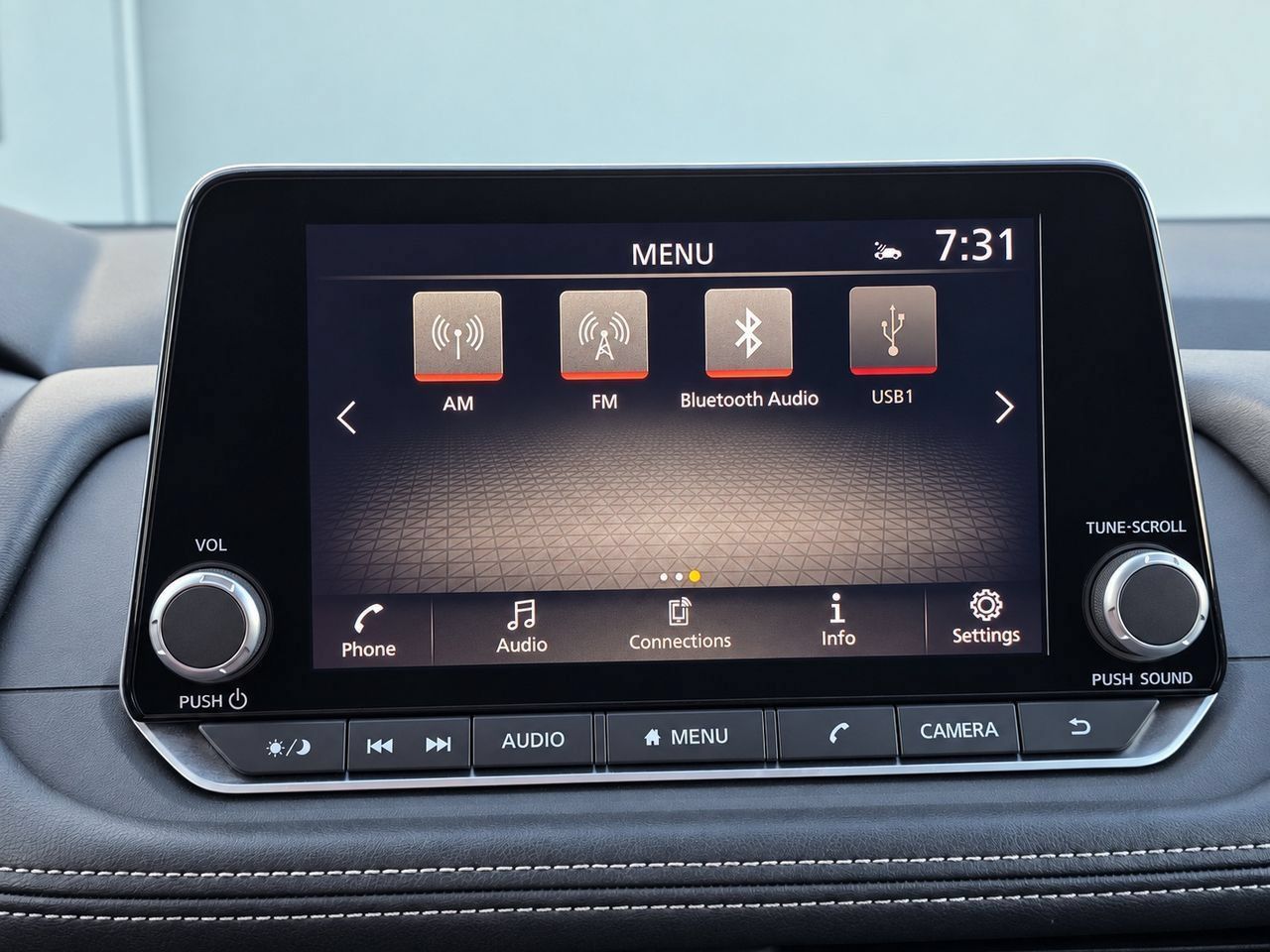 Used 2025 Nissan Rogue SV AWD/4WD image 17