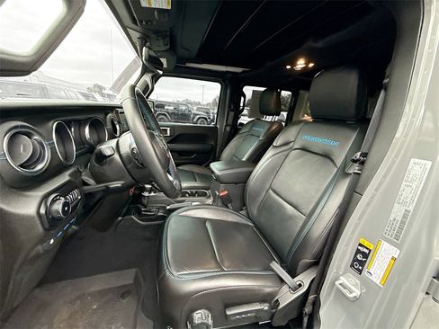 Used 2022 Jeep Wrangler Unlimited Rubicon 4xe w/ Steel Bumper Group image 23