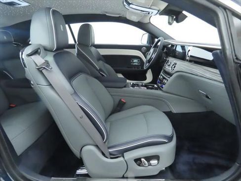 New 2026 Rolls-Royce Spectre image 21