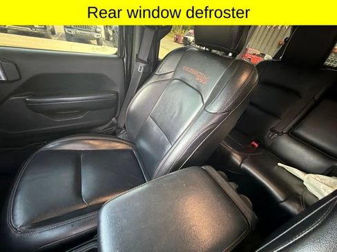 Used 2021 Jeep Wrangler Unlimited Rubicon w/ Trailer Tow Package AWD/4WD image 19