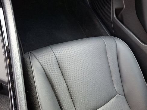 Used 2024 Honda Accord Sport image 26