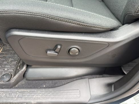 New 2026 RAM 1500 Big Horn AWD/4WD image 15