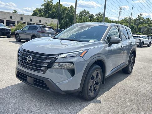 New 2026 Nissan Rogue SV FWD image 3