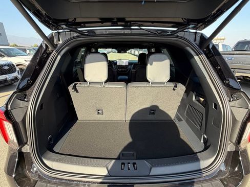 New 2026 Ford Explorer ST w/ Sun And Sound Package AWD/4WD image 18