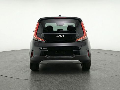 Used 2025 Kia Soul LX w/ LX Technology Package image 7