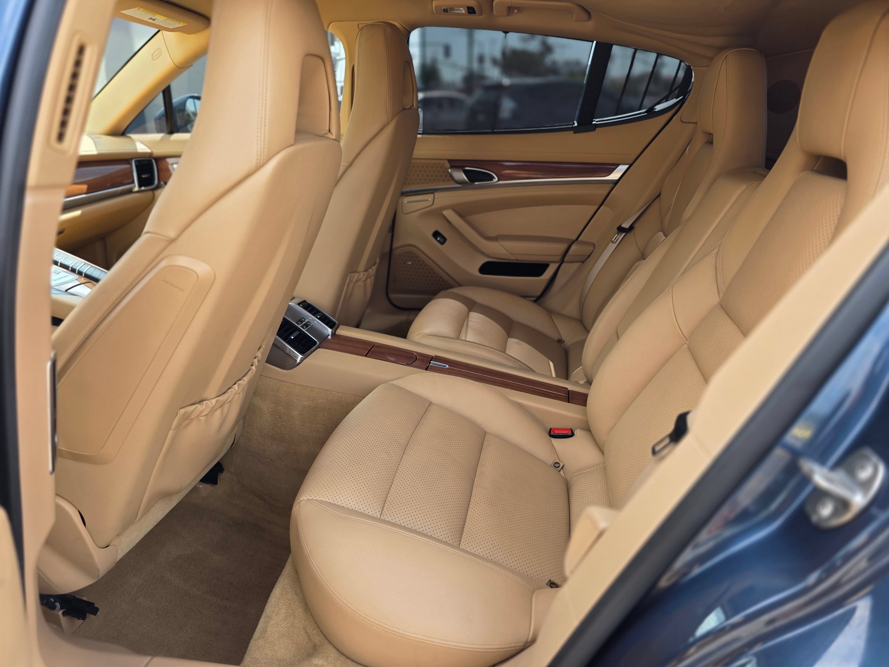 Used 2012 Porsche Panamera 4 w/ Premium Pkg Plus AWD/4WD image 19