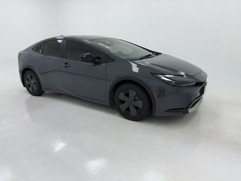 New 2026 Toyota Prius Plug-In Hybrid FWD image 1