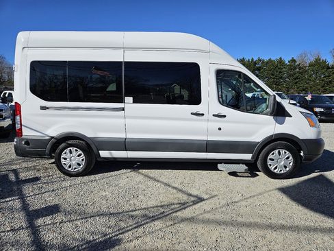 Used 2016 Ford Transit 350 XLT image 8